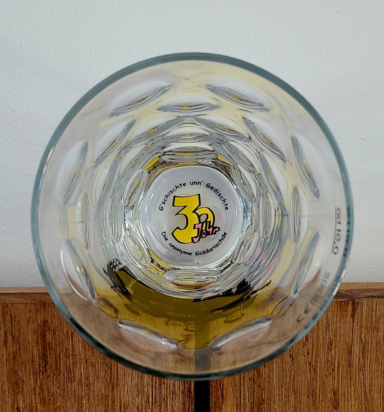 Dubbeglas 30 Johr Anonyme!